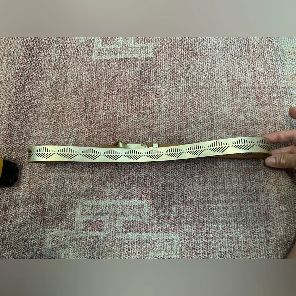 Fossil gold leather belt with gold buckle large like New